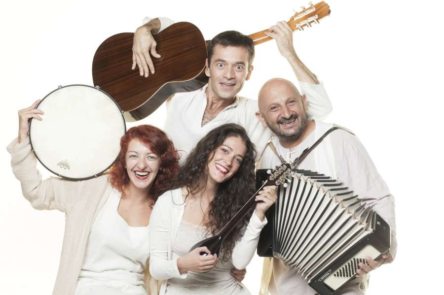 «Η ΜΥΛΩΝΟΥ» στο dancevacuum