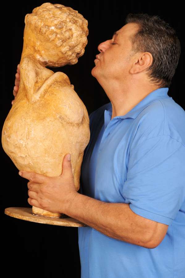 Caveman του Rob Becker
