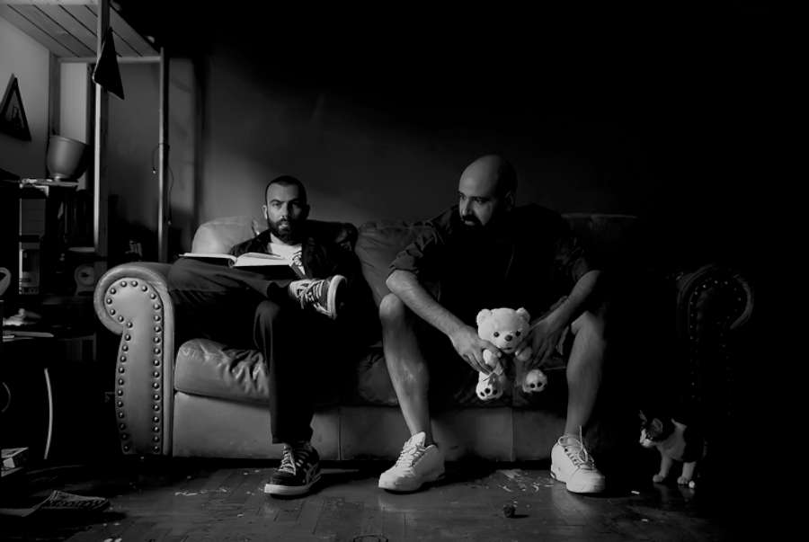 «Βίοι Παράλληλοι –Τόνια»