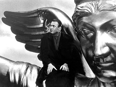 Τα φτερά του έρωτα (1987)