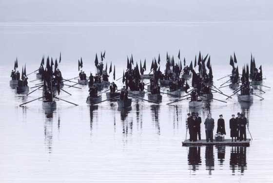 Λιβάδι που δακρύζει (2004), του Θ. Αγγελόπουλου Λιβάδι που δακρύζει (2004), του Θ. Αγγελόπουλου