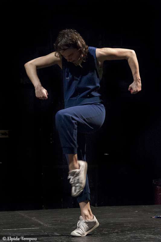 Solo χορού από το  Collective Choreography Project