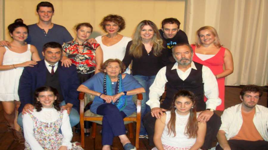 Το καπλάνι της Βιτρίνας στο θέατρο Βρετάνια