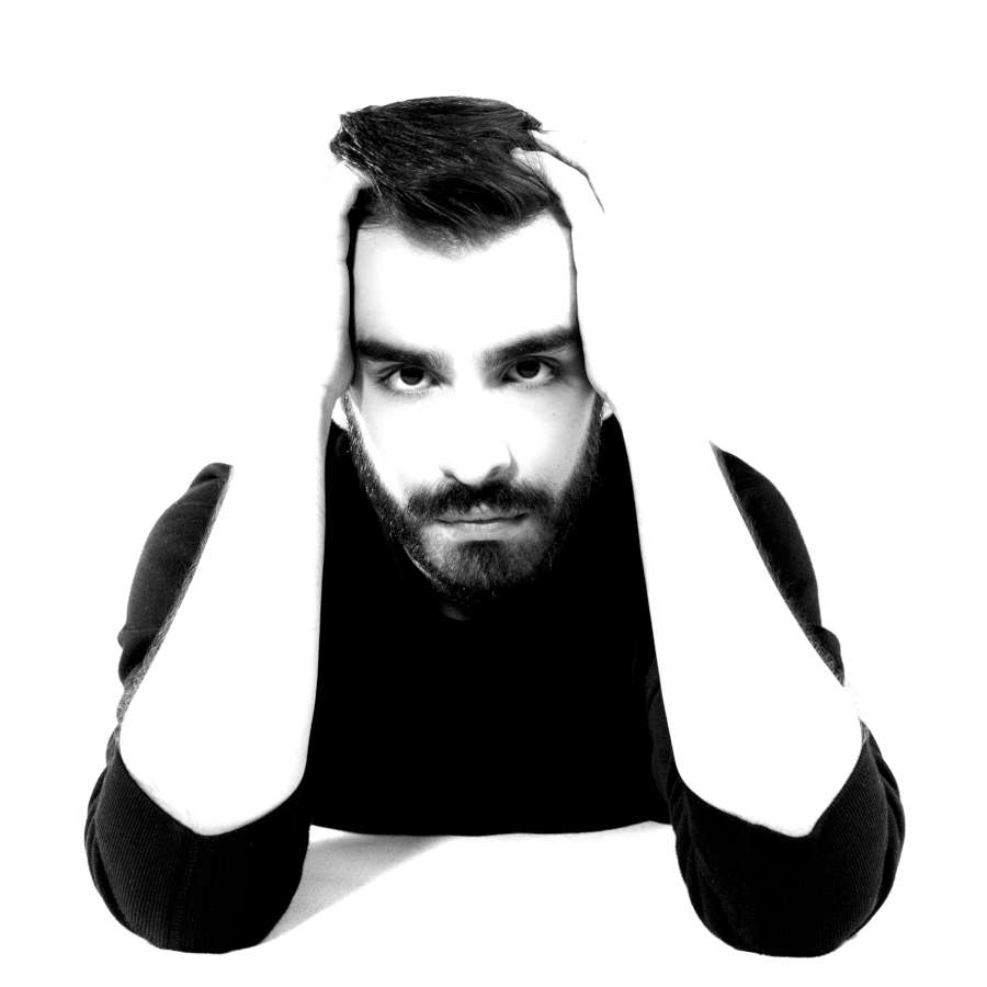 Συνέντευξη με τον μουσικό Alex Mentis
