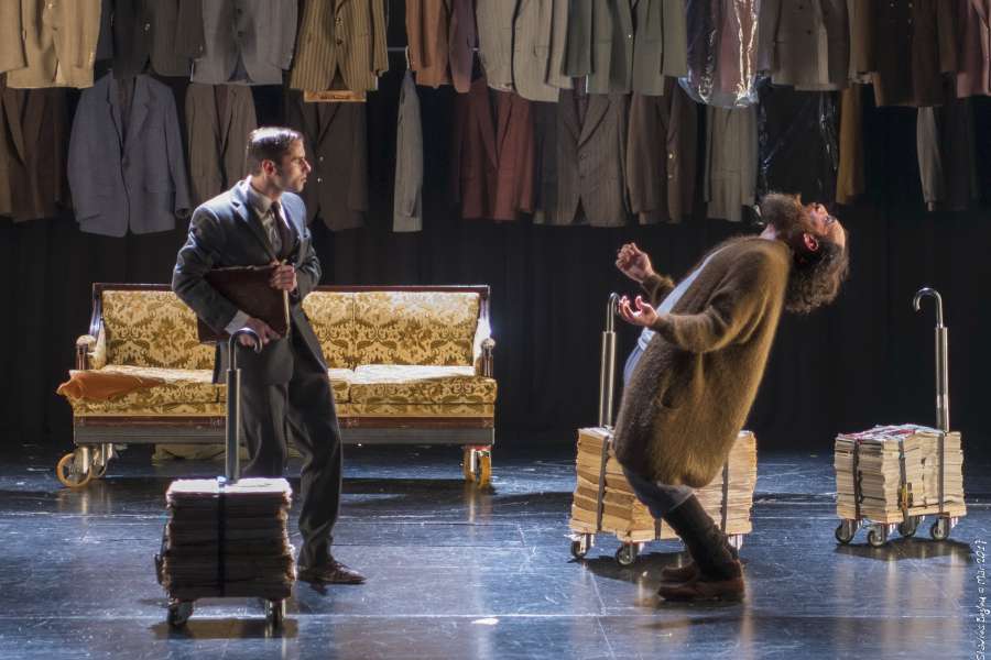 «Μαύρο Χιόνι - Το ημερολόγιο ενός μακαρίτη»