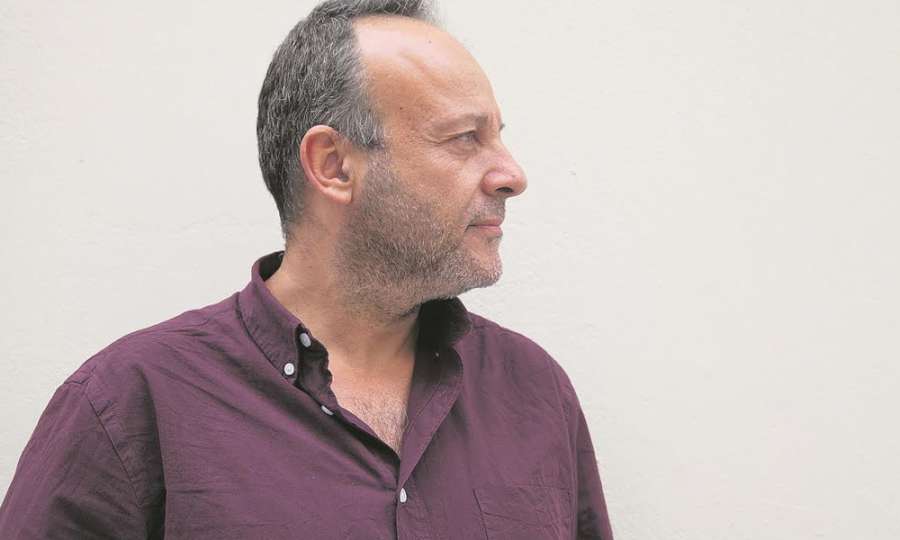 Συνέντευξη του Γιάννη Λεοντάρη, σκηνοθέτη της παράστασης Η ΑΠΕΙΛΗ