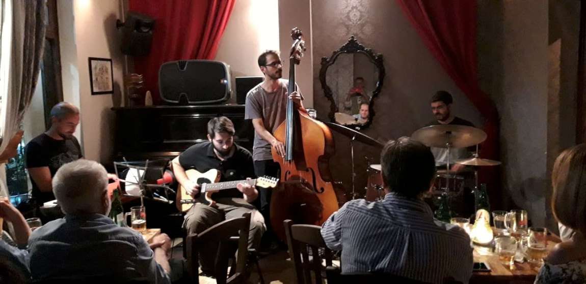 Πρόγραμμα Δεκέμβρη at Zp87
