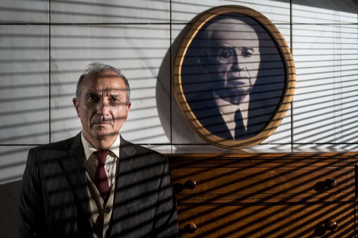 Μάνου Καρατζογιάννη «Φύλακας μιας Επανάστασης»