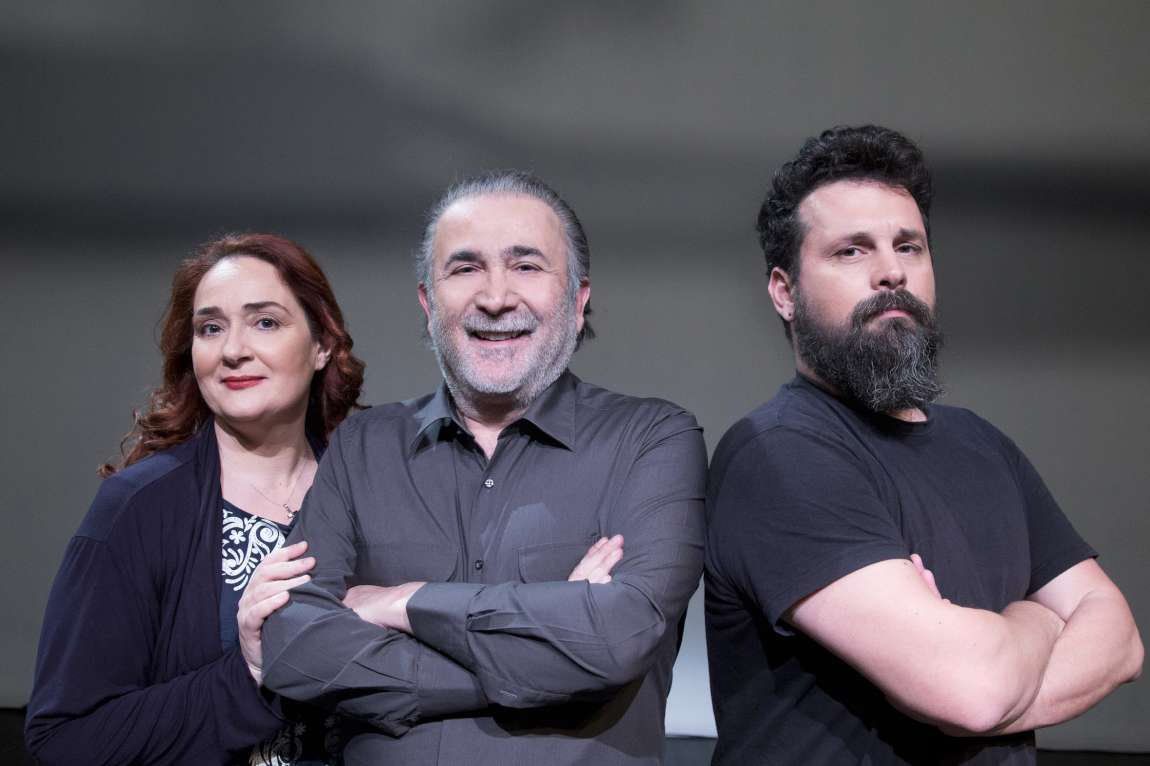 Περιμένοντας τον Καραϊσκάκη