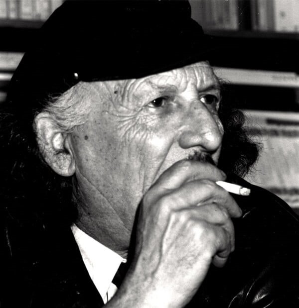 Μιχάλης Κατσαρός - μια παρουσίαση