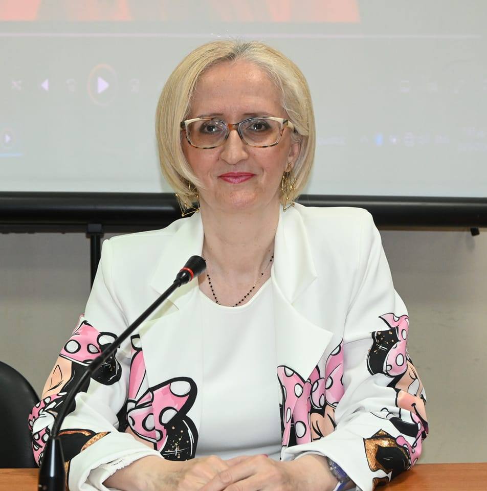 Συνέντευξη με τη φωτογράφο Στέλλα Τζιτζιλή